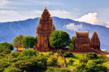 VƯỜN NHO – LÀNG NGHỀ TRUYỀN THỐNG - THÁP POKLONG GIARAI